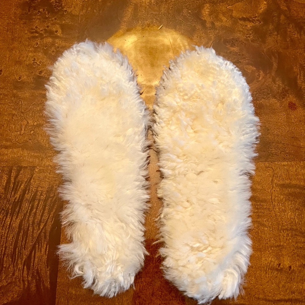 New sheepskin liners, size 6
